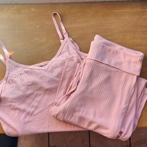 NWOT Old Navy Maternity Lounge Set